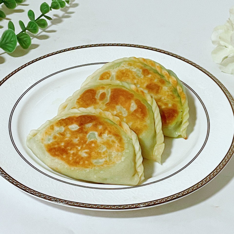 韭菜盒子/春天第一鲜的做法