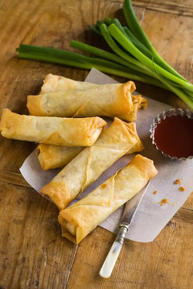 春分吃什么食物？春卷和青团的寓意是什么？的做法