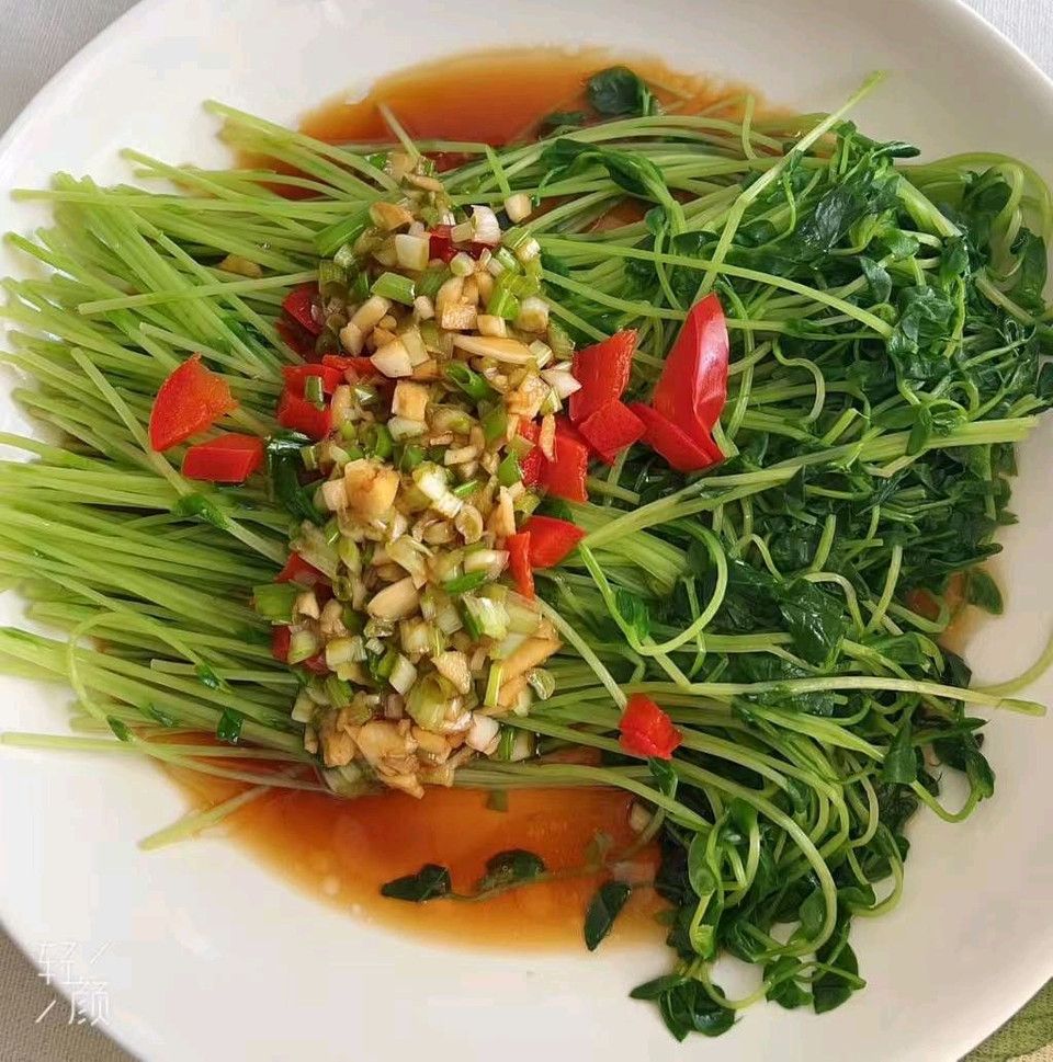 凉拌豌豆苗的做法