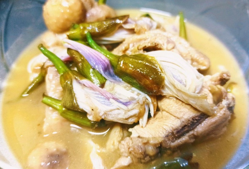 云南百花宴～白花煮鸡（玉荷花）的做法