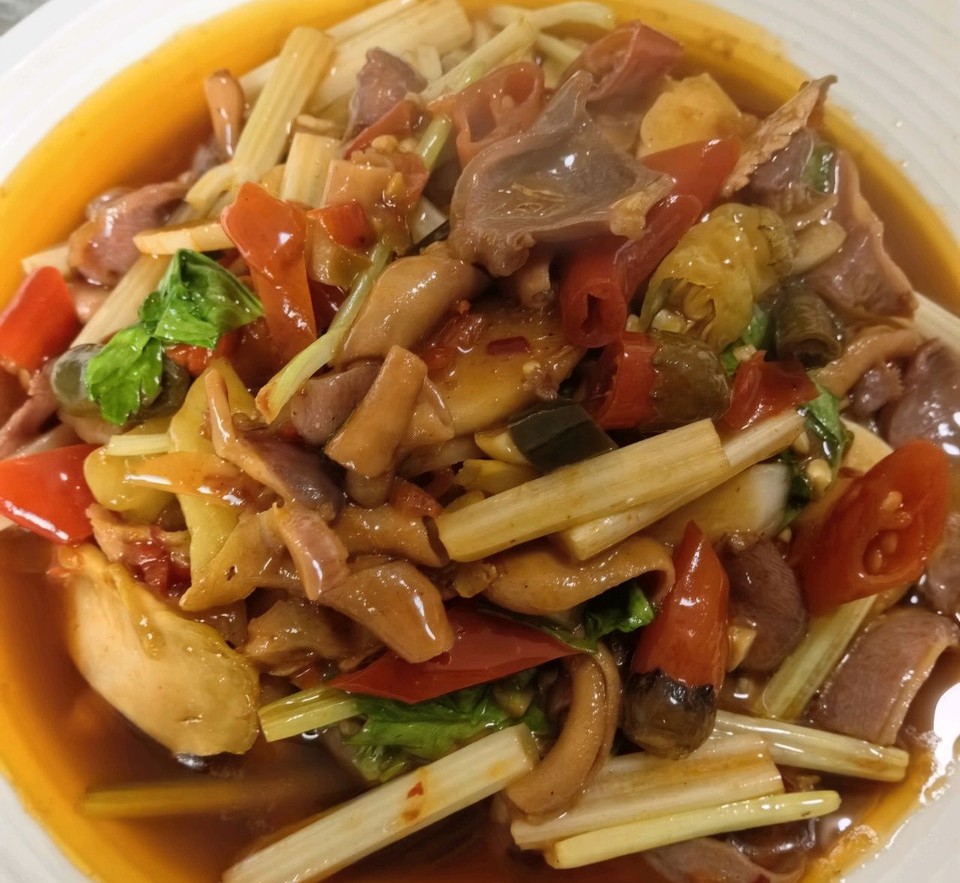 泡椒鸡杂的做法