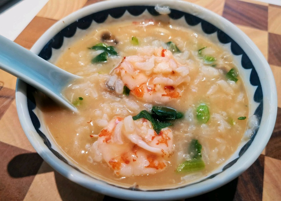 简单美味的海鲜粥的做法