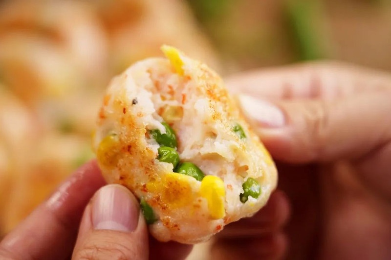 【宝宝辅食】豌豆玉米虾饼的做法