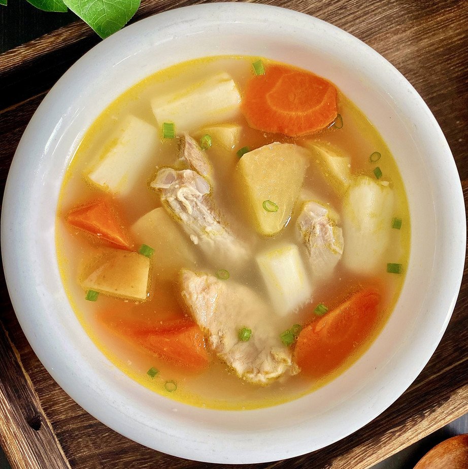 苹果山药排骨汤的做法