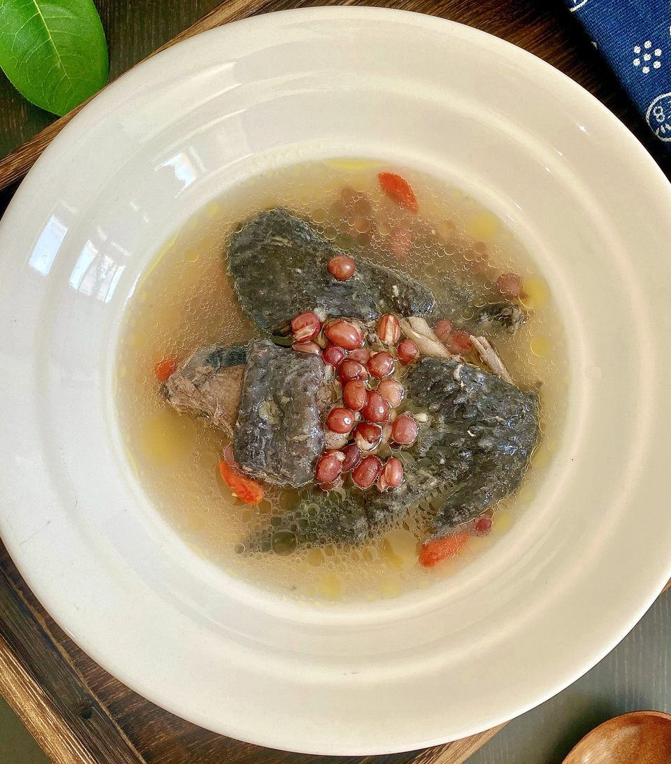 红豆乌鸡汤的做法