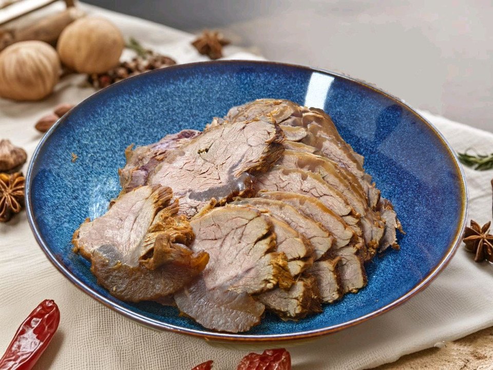 卤牛肉的做法