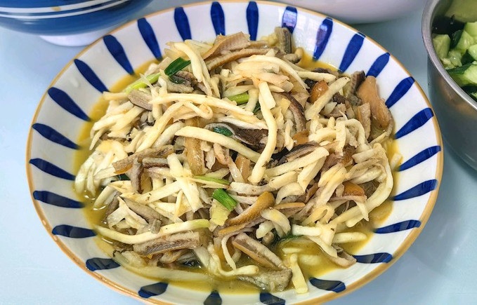 白烧茭白鳝丝的做法