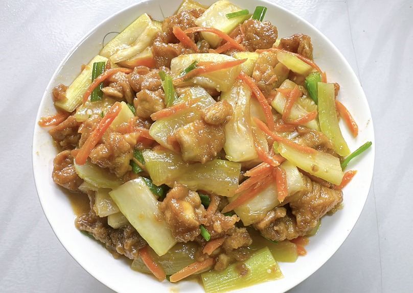 鸡腿肉炒蒲瓜的做法