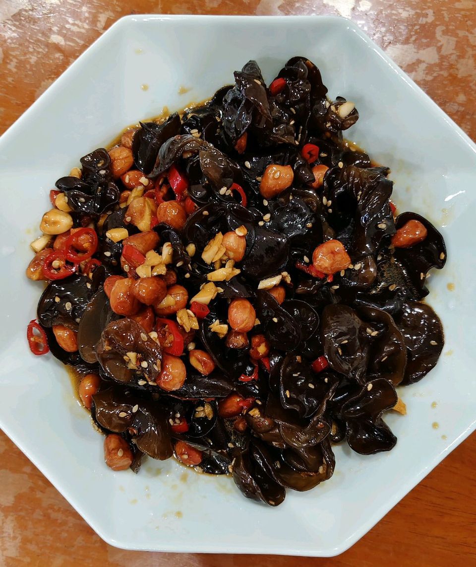凉拌木耳的做法