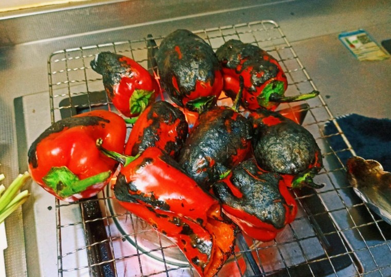 云南孔雀宴～傣味火烧舂辣椒的做法