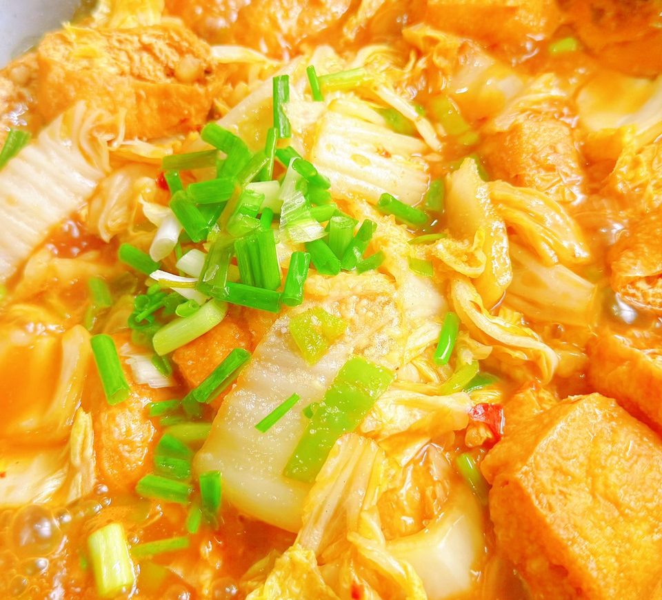 低脂健康的白菜闷豆泡！的做法