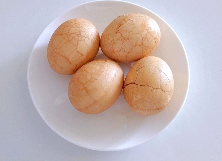 核桃壳煮鸡蛋的做法 核桃壳煮鸡蛋