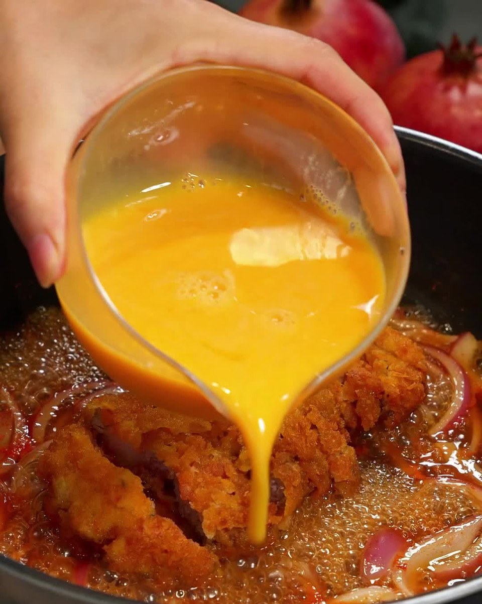 外酥里嫩太绝了！滑蛋猪排饭在家封神的做法