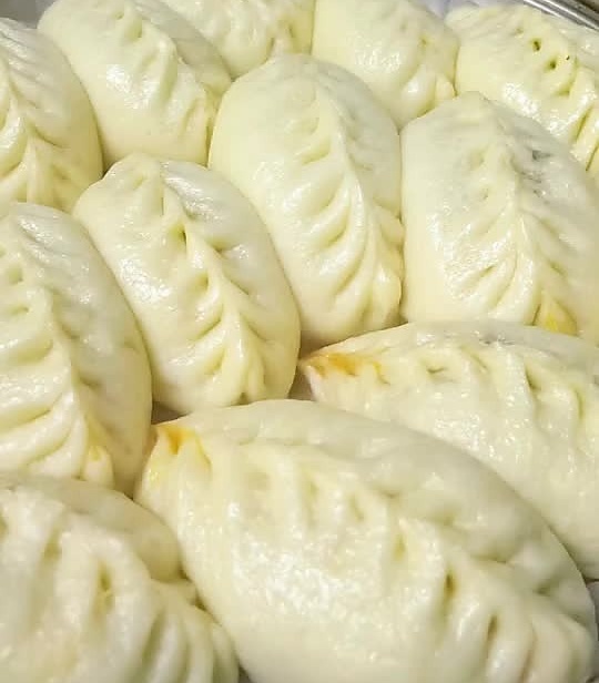 家常小包子（酸豆角、五花肉）的做法