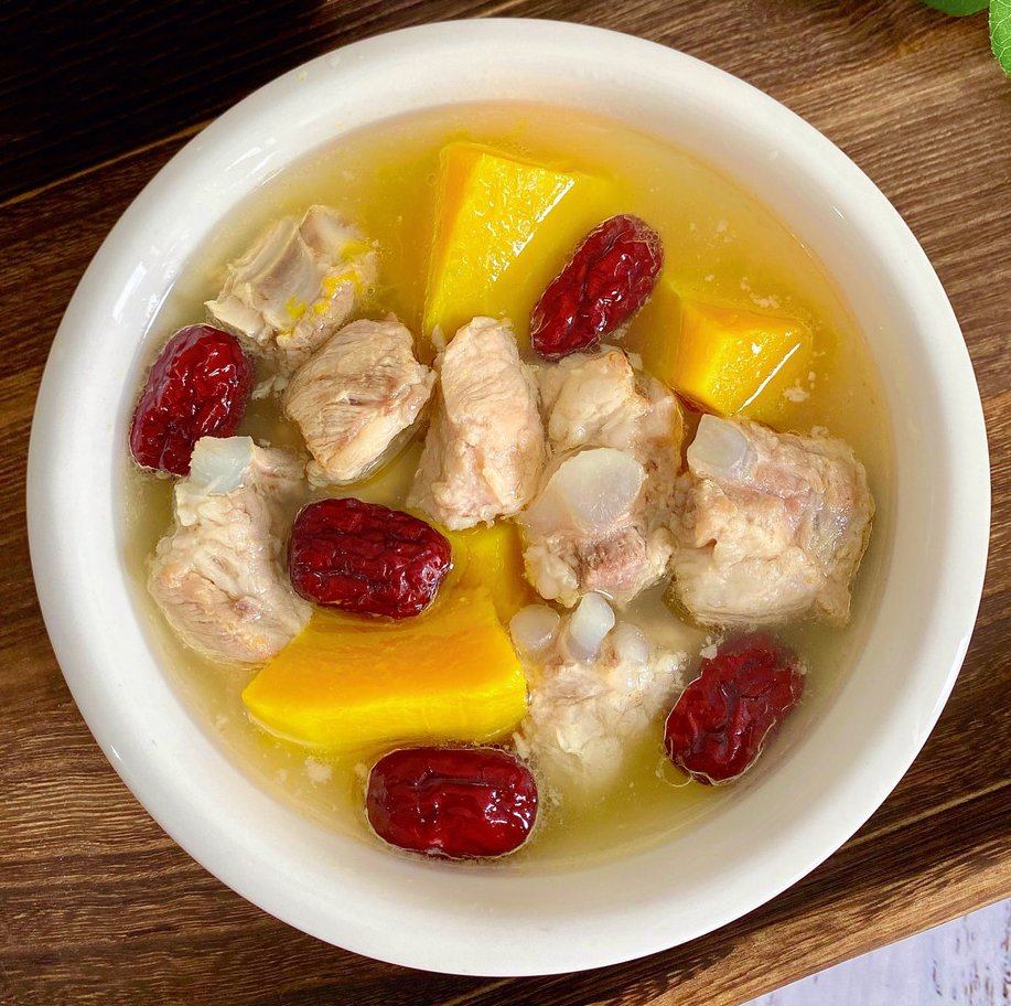 南瓜排骨汤的做法