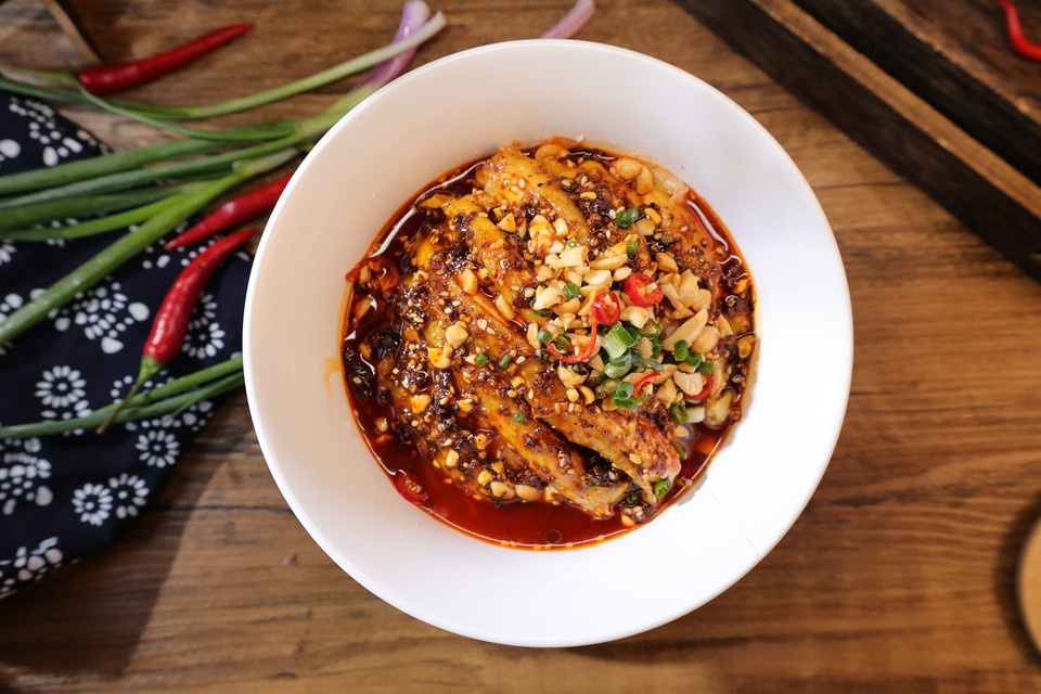 夏季凉菜口水鸡的做法