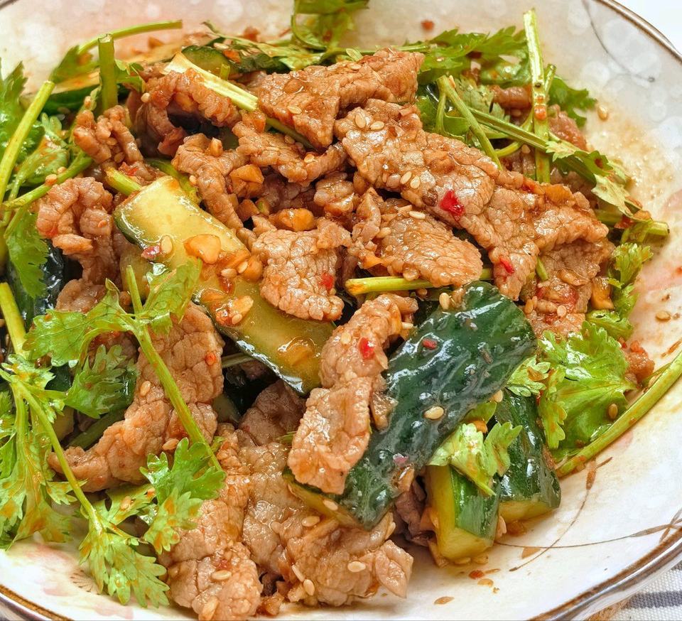 香菜拌牛肉的做法