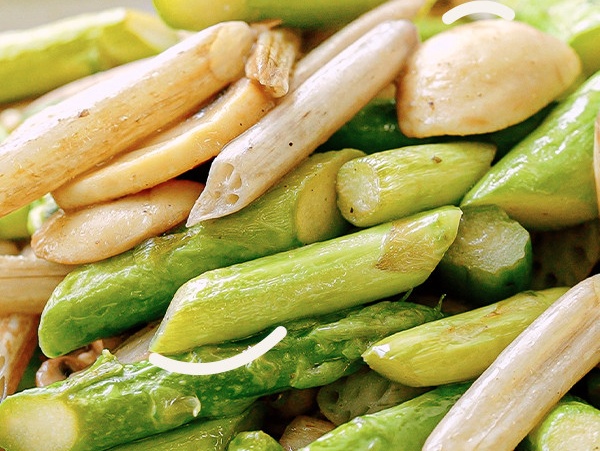 时令鲜食#藕带芦笋炒口蘑的做法