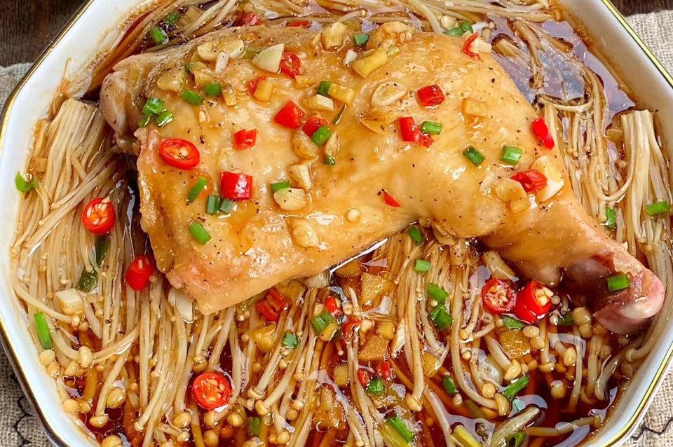 低卡餐，超美味的无油蒸鸡腿～的做法