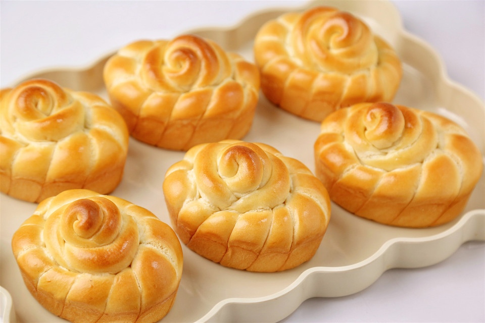 软玫瑰奶香面包的做法