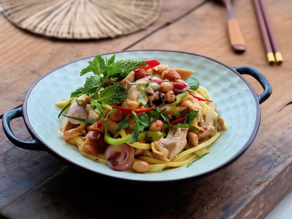 泰式烤鸡沙拉的做法