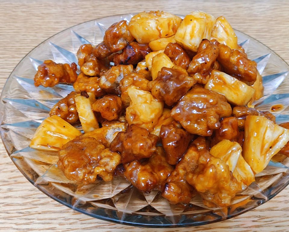酸甜开胃 外酥里嫩～菠萝咕咾肉的做法