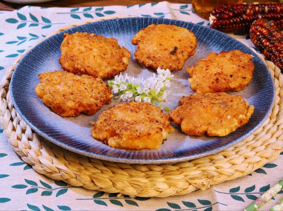 鳕鱼时蔬饼的做法