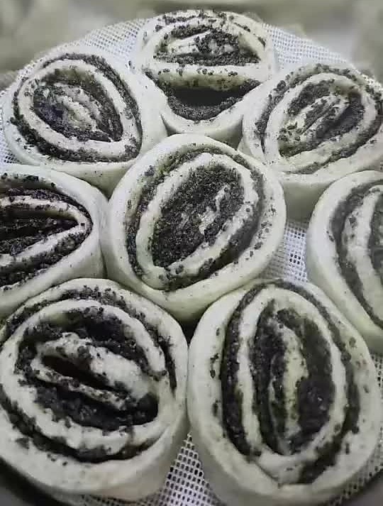 黑芝麻馒头的做法