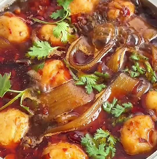 麻辣虾滑宽粉的做法