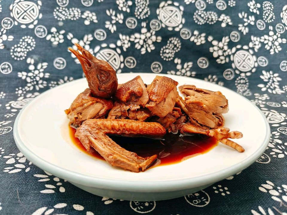 酱油乳鸽的做法