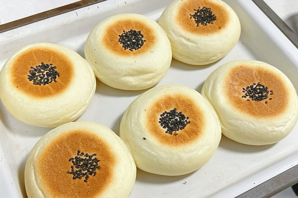 奶香超软，无敌简单的日式红豆包的做法