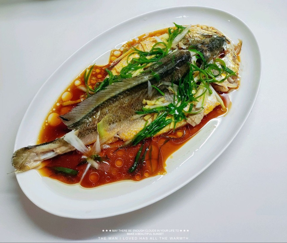 清蒸黄鱼的做法