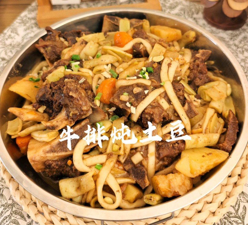 豆角土豆烧排骨的做法