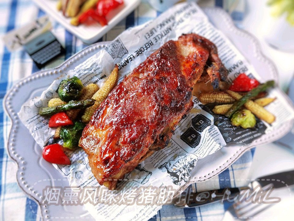 烟熏风味烤猪肋排的做法