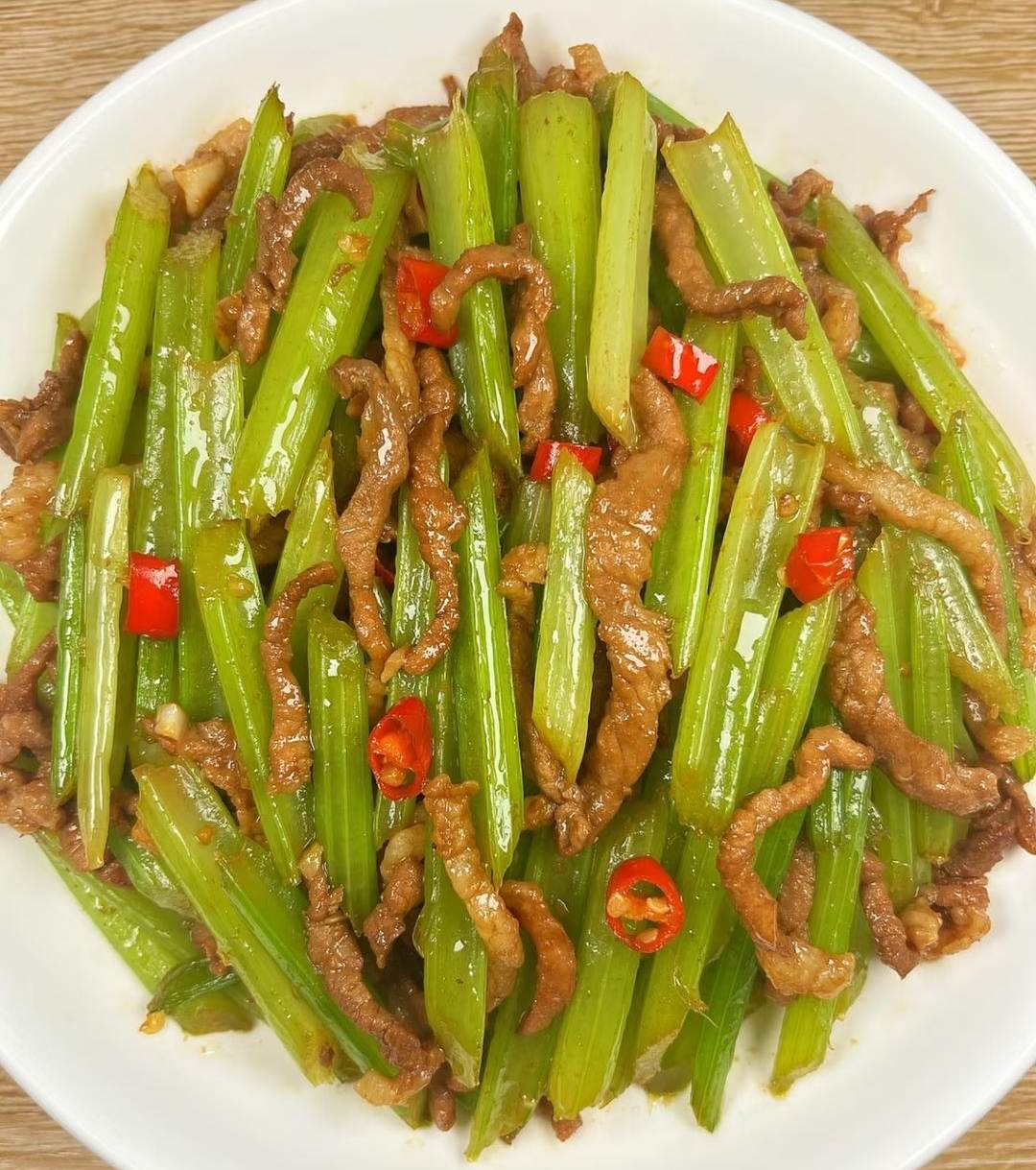 芹菜炒肉丝