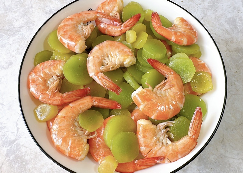 这一周啊，我可算是和笋杠上了，莴笋、春笋、毛竹笋…… 