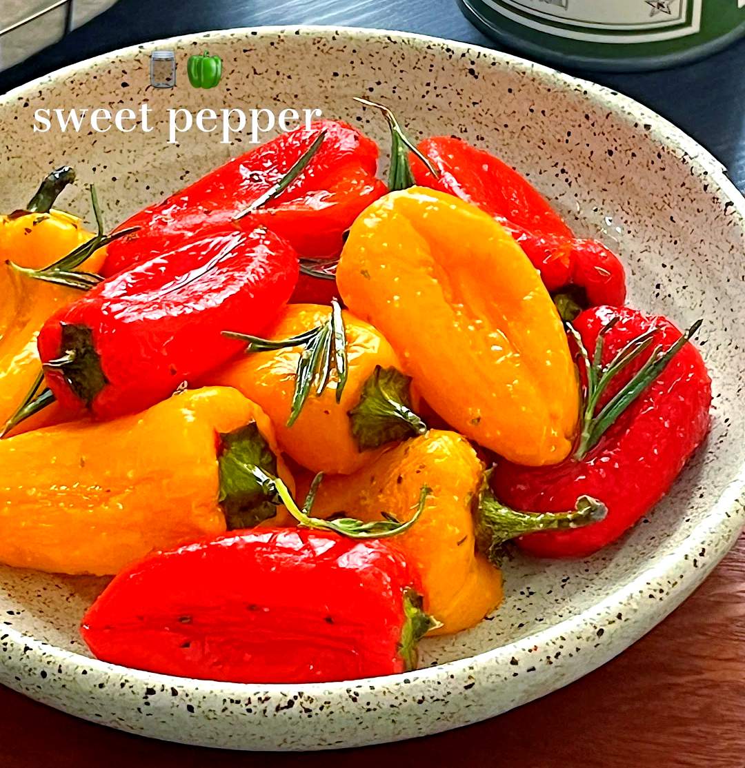 【甜椒封神吃法】红黄绿灯全亮！烤出焦糖甜香，一口沦陷！生啃都甜过初恋！