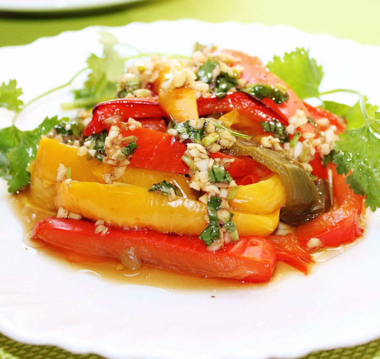 【甜椒封神吃法】红黄绿灯全亮！烤出焦糖甜香，一口沦陷！生啃都甜过初恋！