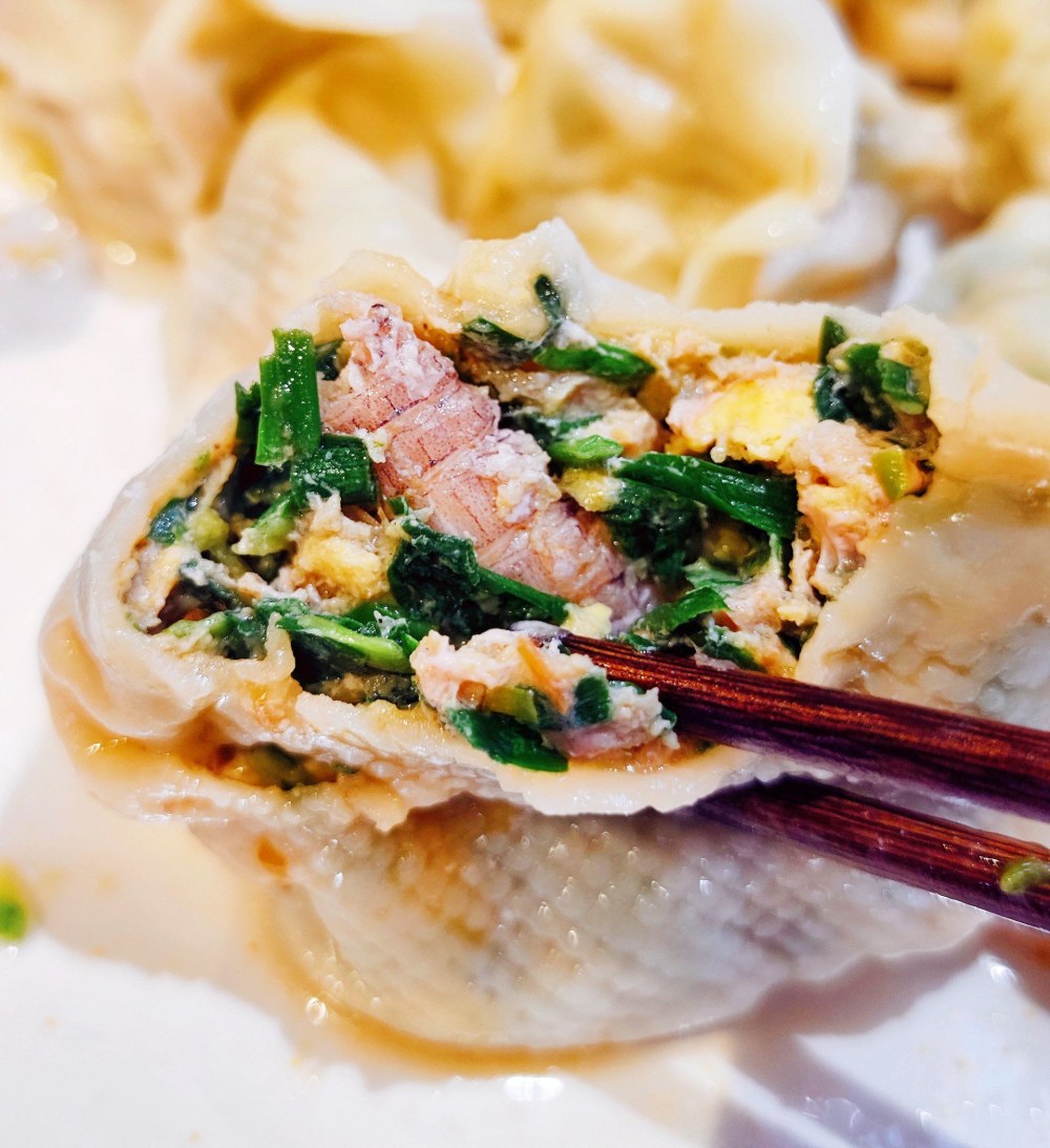 浪涌鲜味：大连海馔之华章