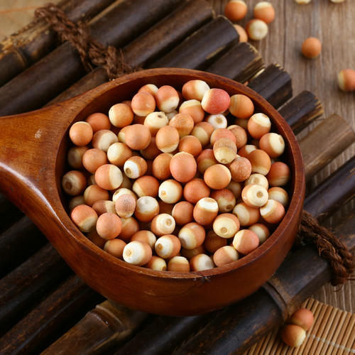 新鲜芡实怎么去壳