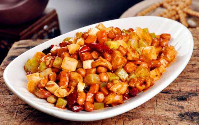 一秘诀让你做出超下饭的宫保鸡丁