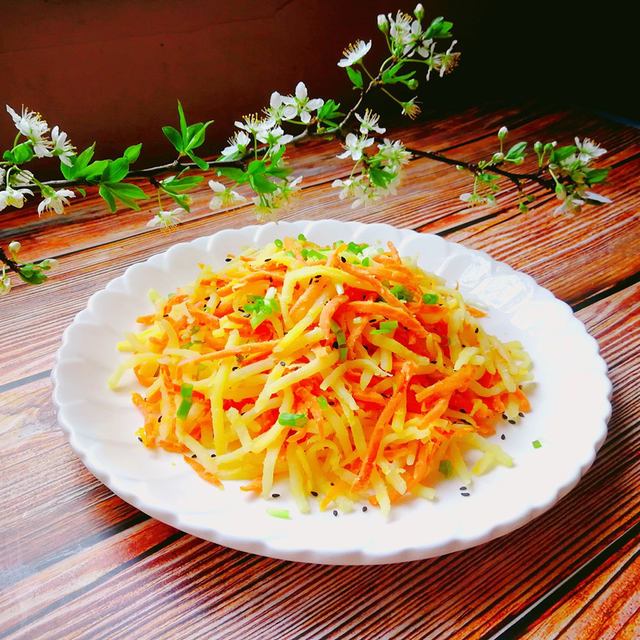 长吹空调易伤脾，夏天吃什么健脾？