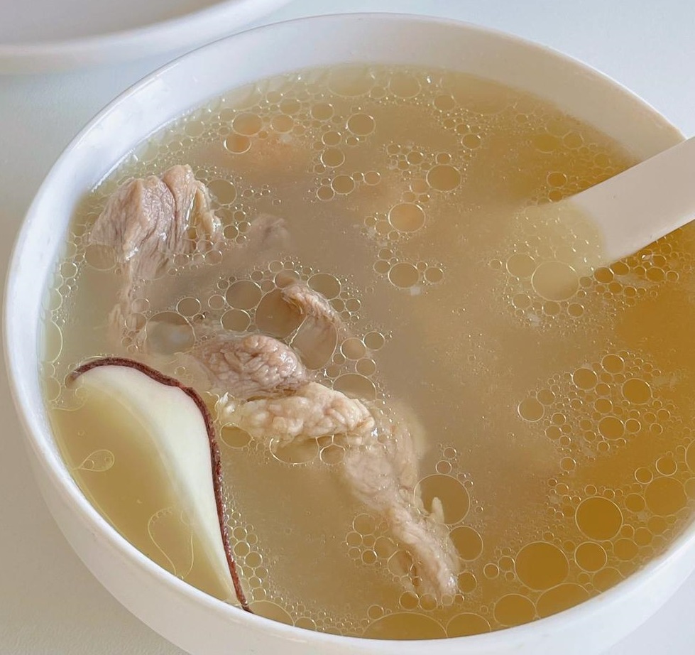 润肺去燥的海底椰无花果猪骨汤的做法