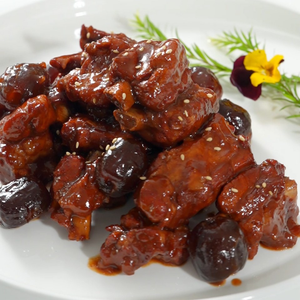 蜜枣小排的做法