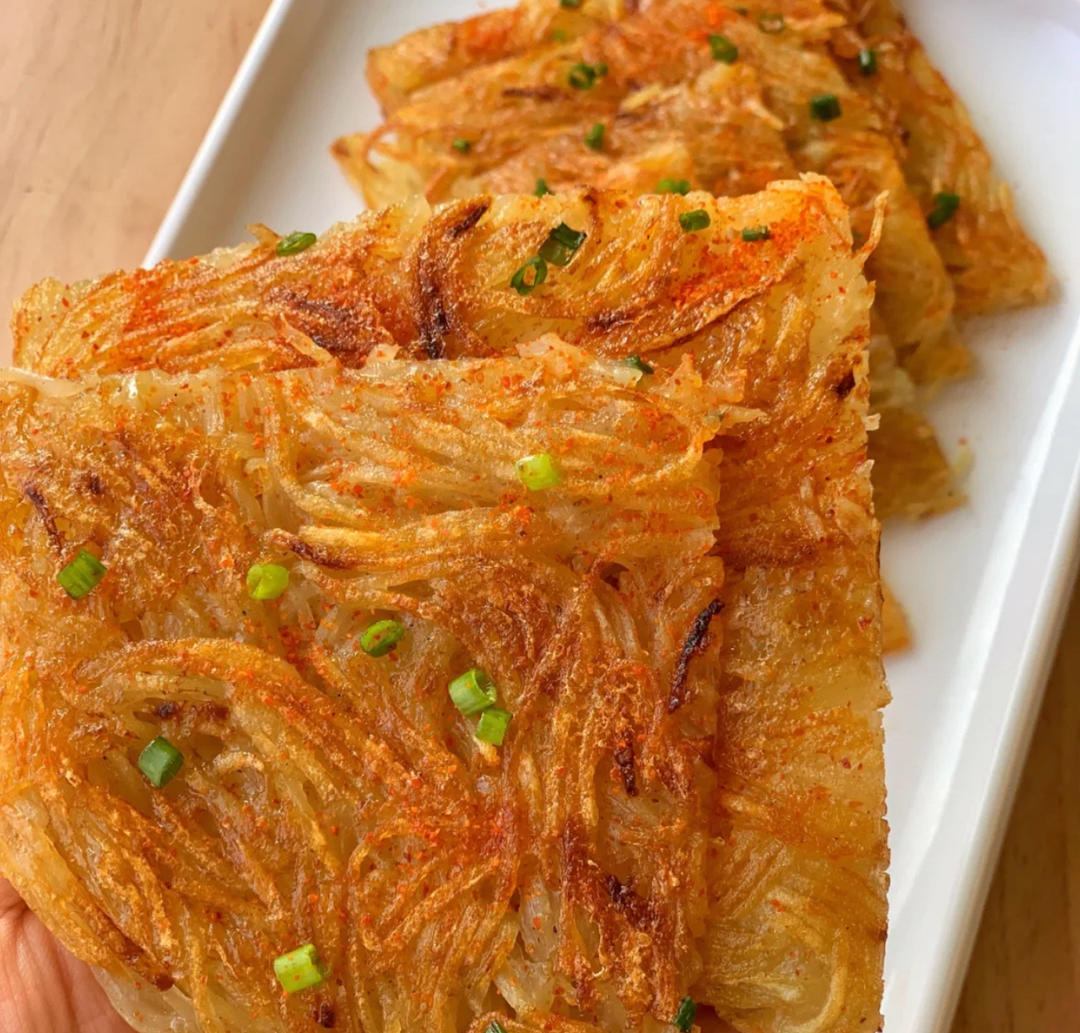 家常土豆丝饼的做法