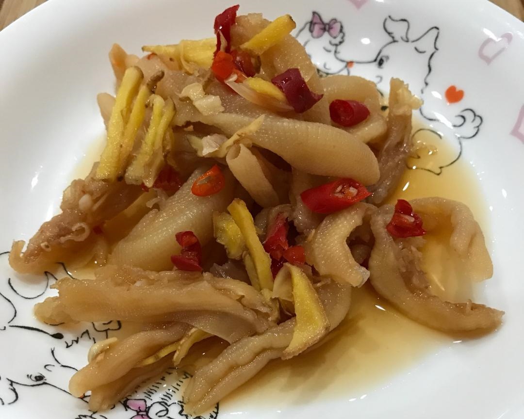 酸辣无骨鸭掌的做法