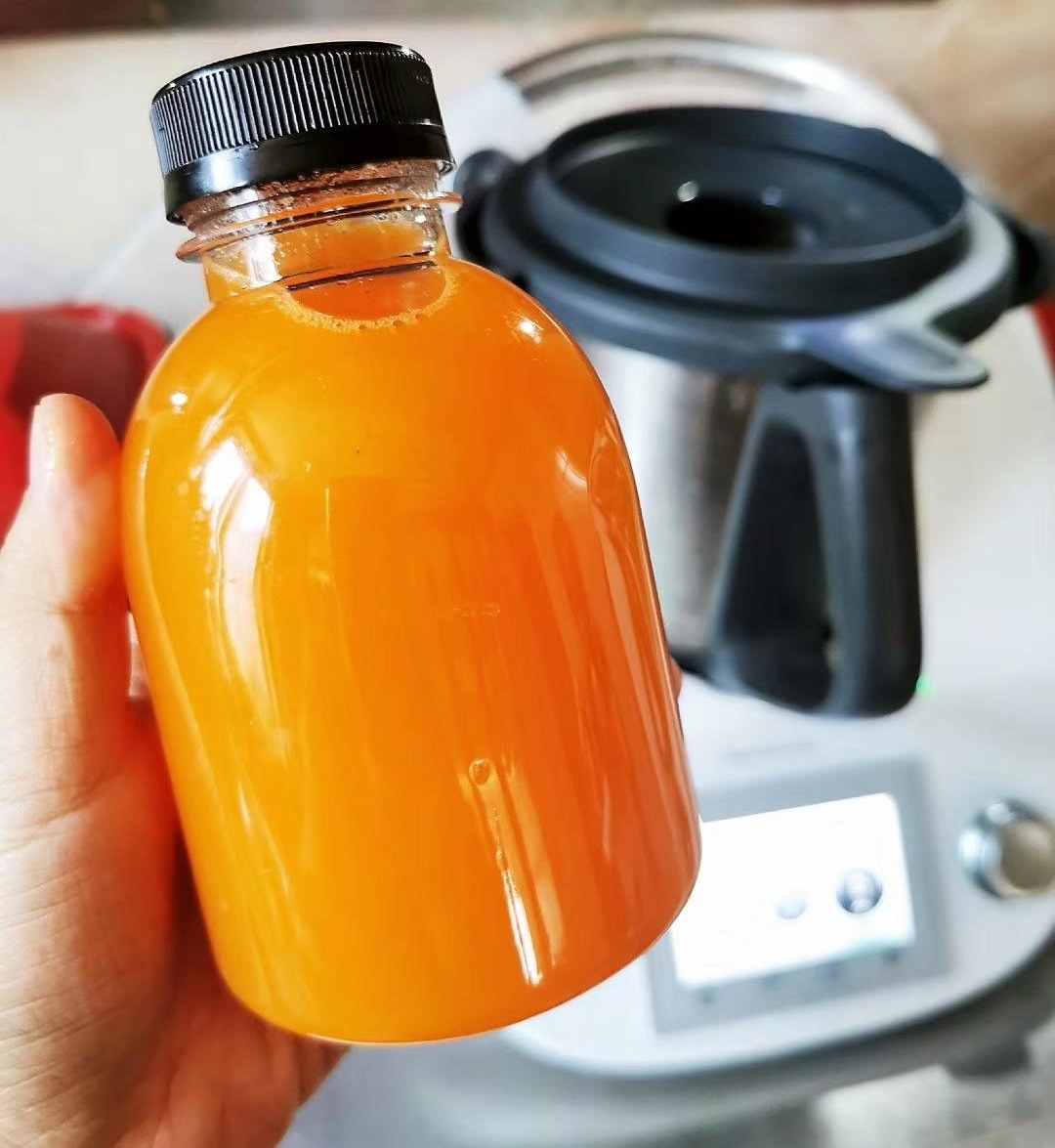 胡萝卜苹果汁的做法