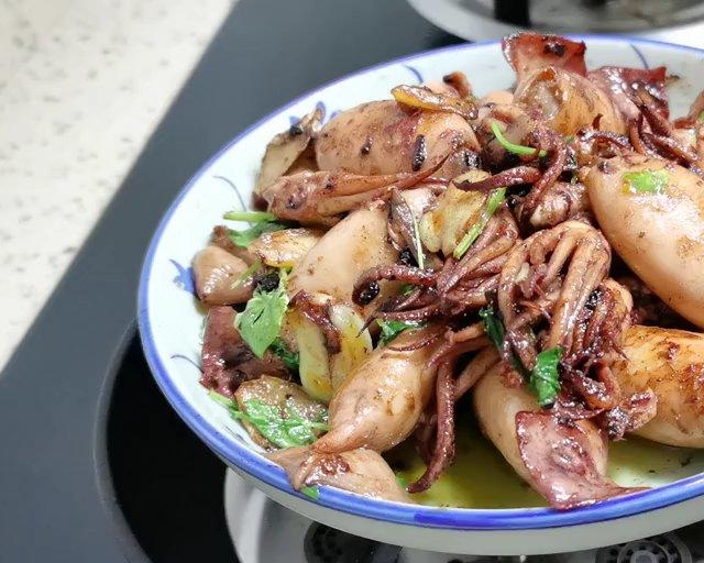 爆炒海兔子（笔管鱼）的做法