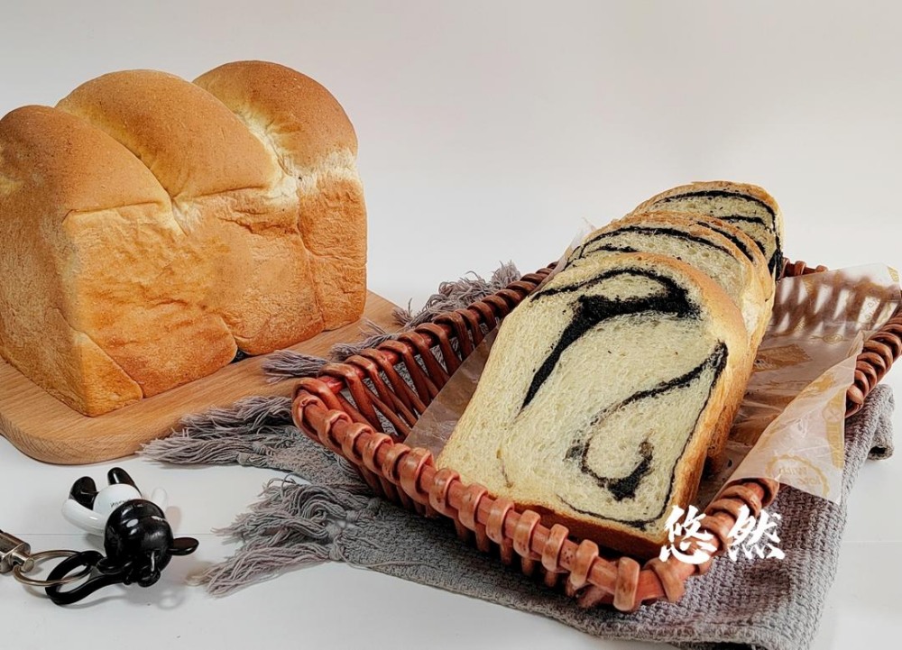 全麦黑芝麻奶酥吐司