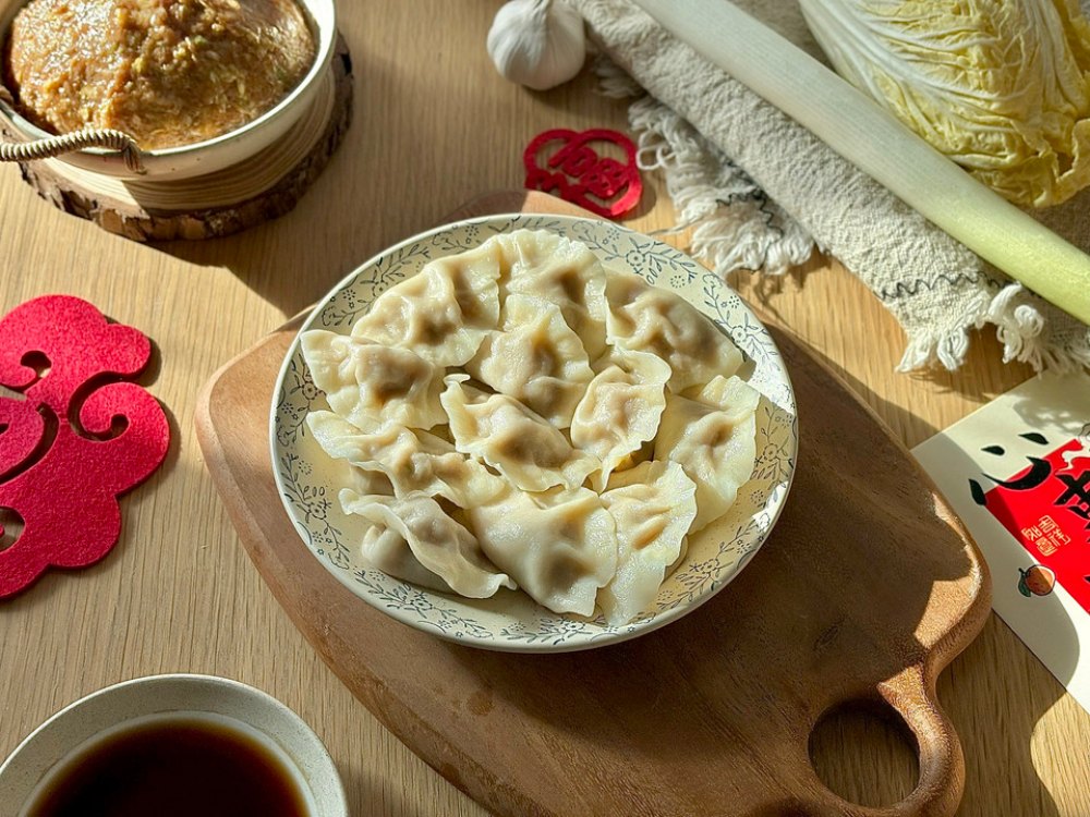 年味儿足⎮经典猪肉白菜馅儿饺子的做法